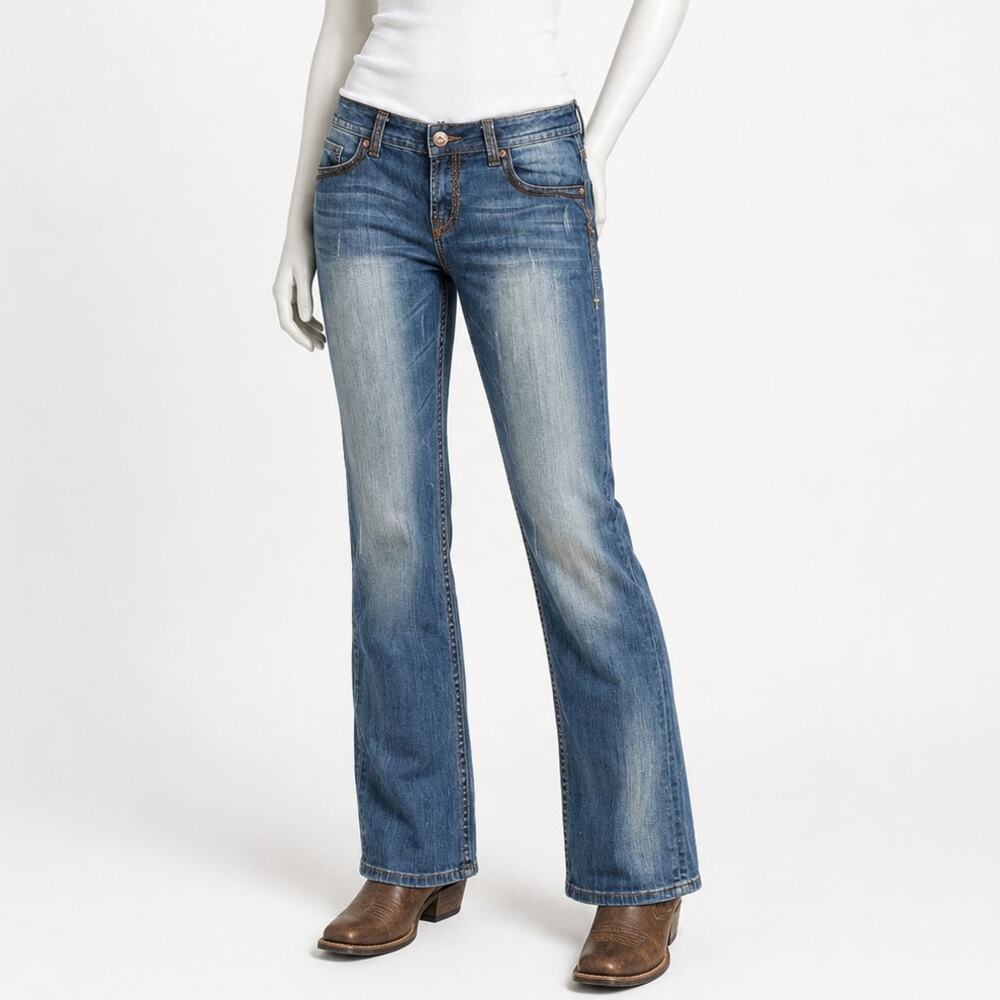 Cowgirl Tuff Western Vintage Jeans embellished 36x33 Medium Wash Bootcut Stretch